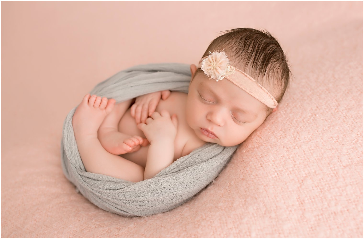 Classic Newborn Photos by Idalia Photography