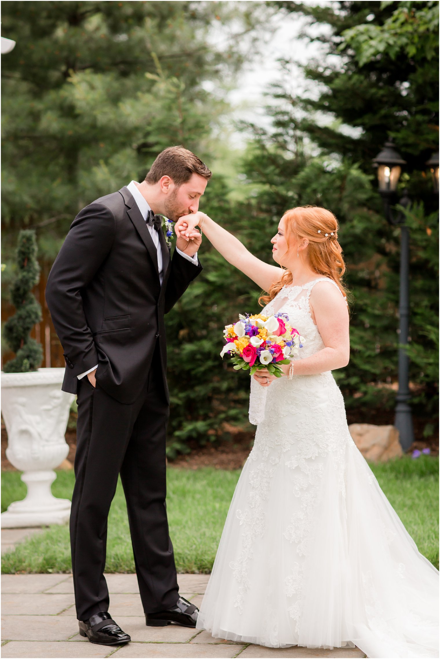 Romantic bride and groom photo | Photos by Idalia Photography