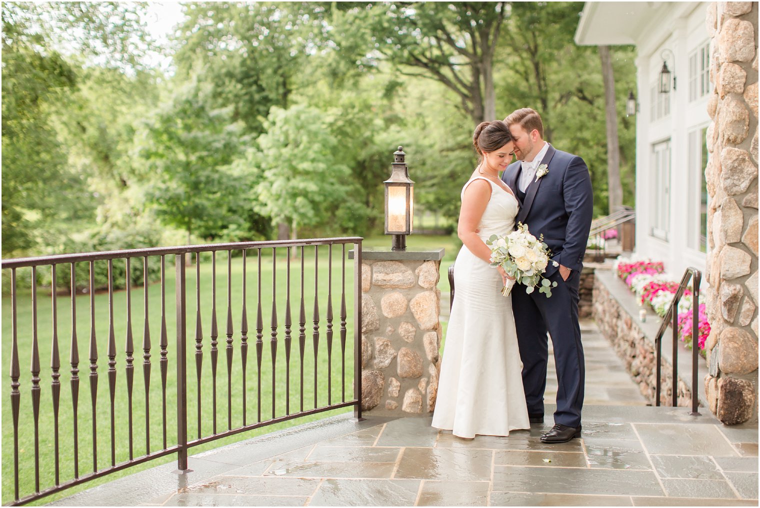 Rainy day wedding at Indian Trail Club