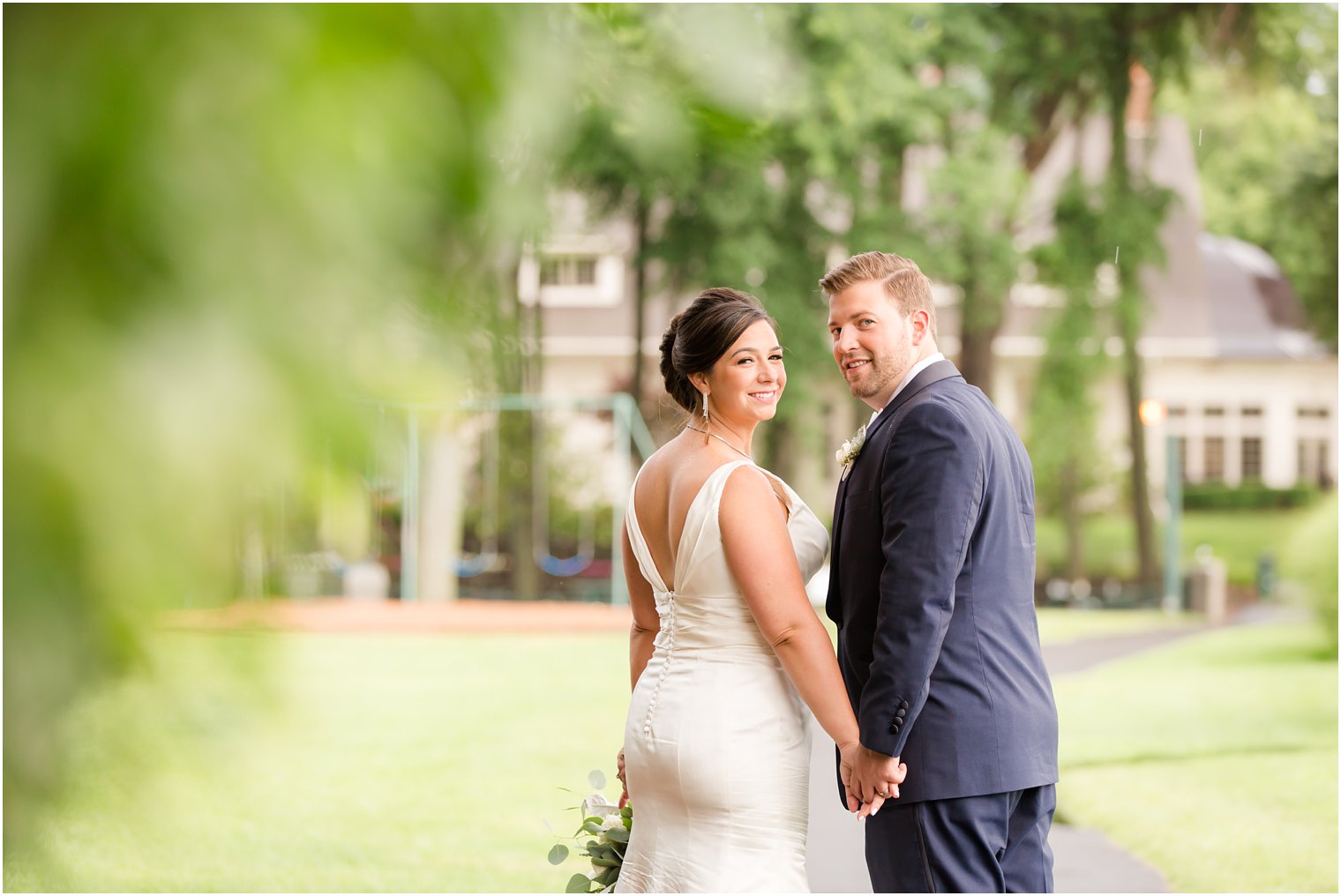 Bride and groom photo 