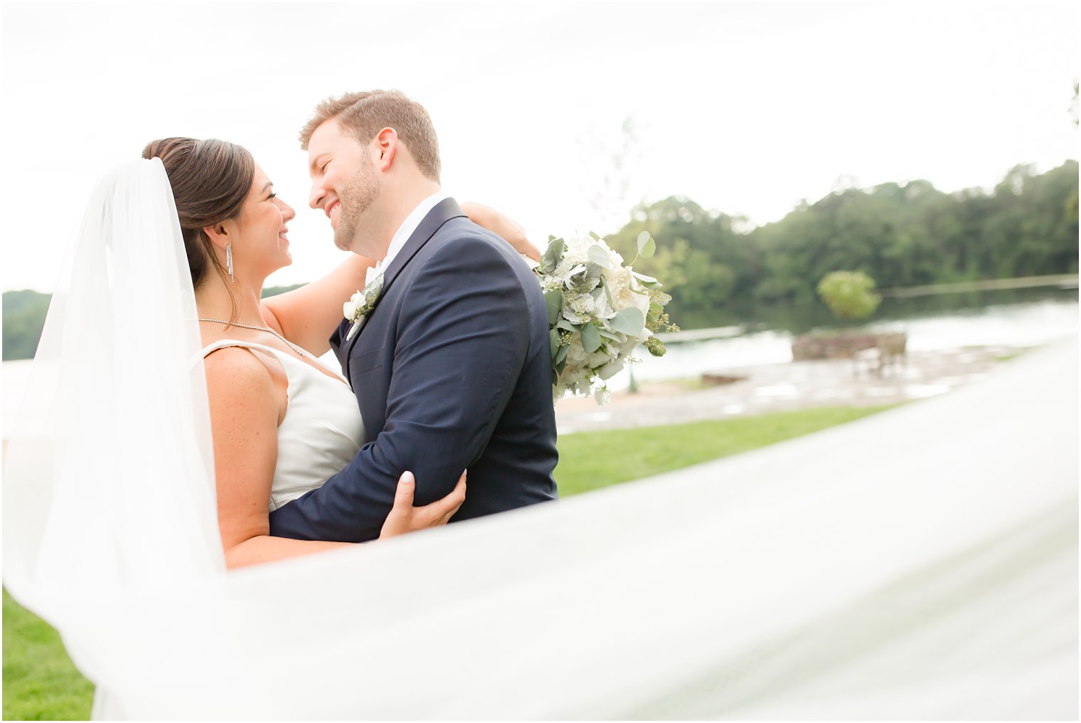 Romantic veil photo at Indian Trail Club