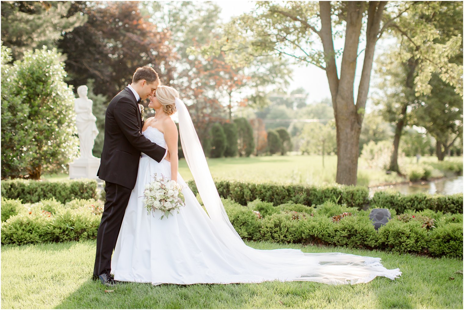 Bride and groom Portraits at Park Chateau Estate 