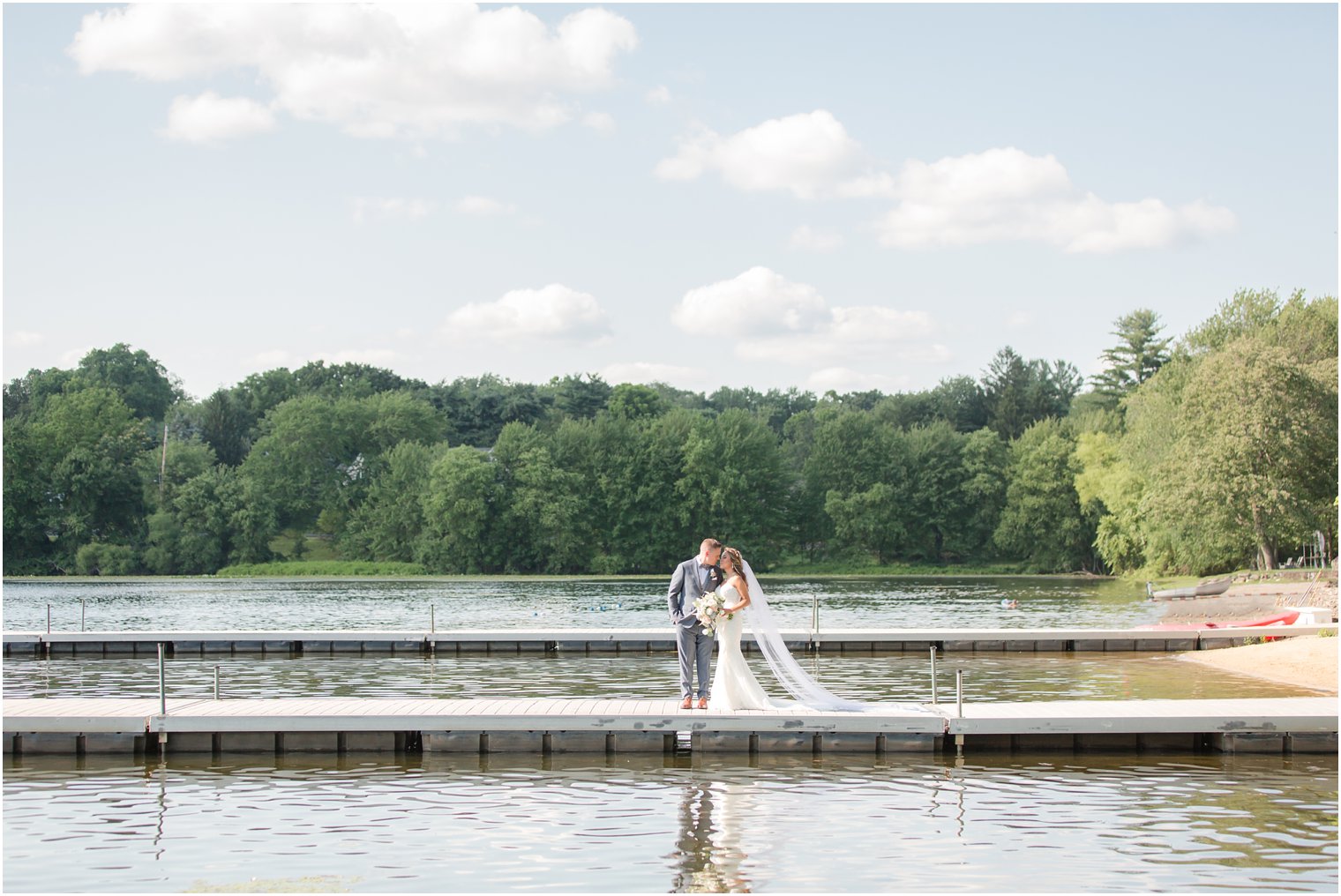 Summer wedding at Indian Trail Club | Idalia Photography