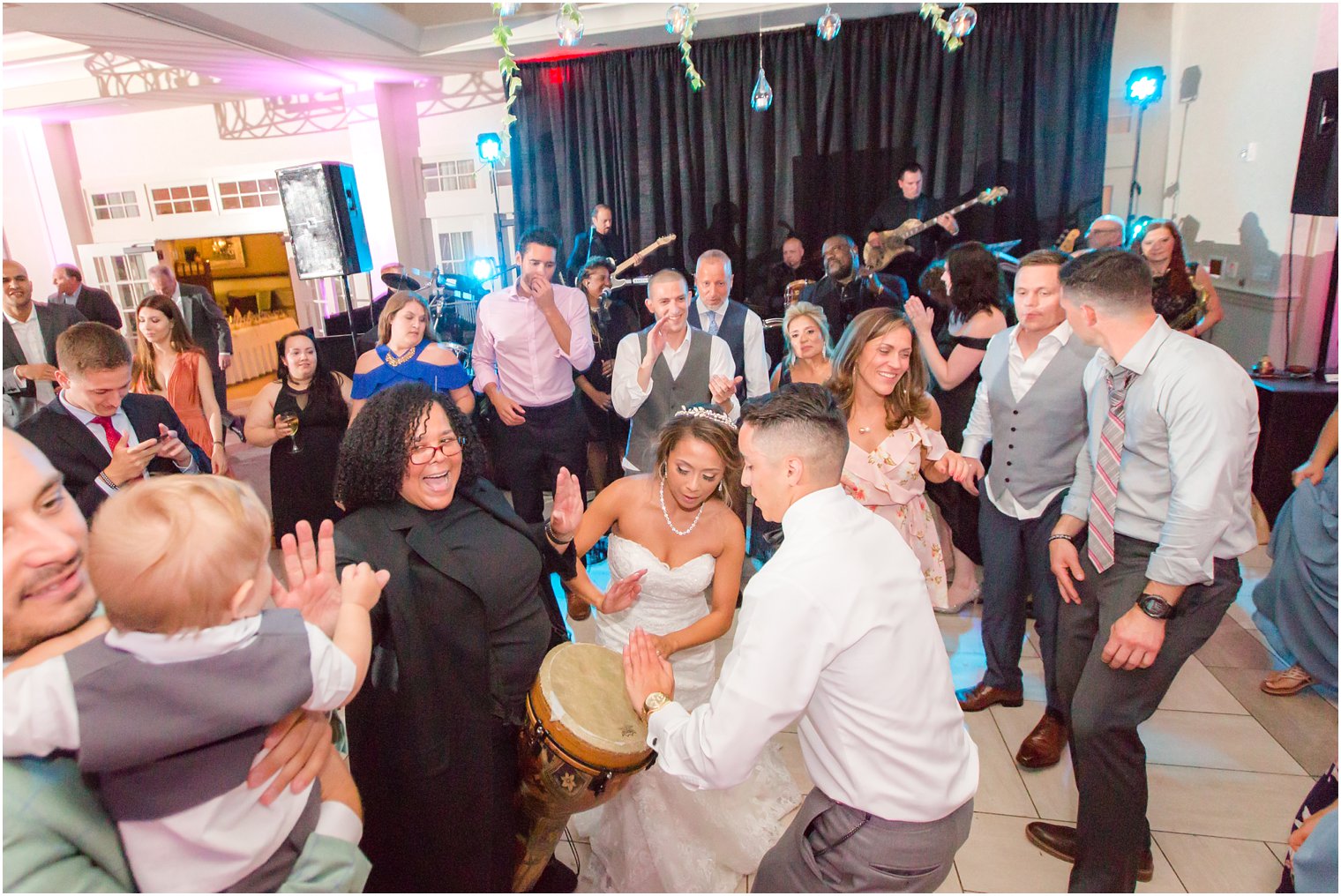 Wedding reception at Indian Trail Club | Idalia Photography