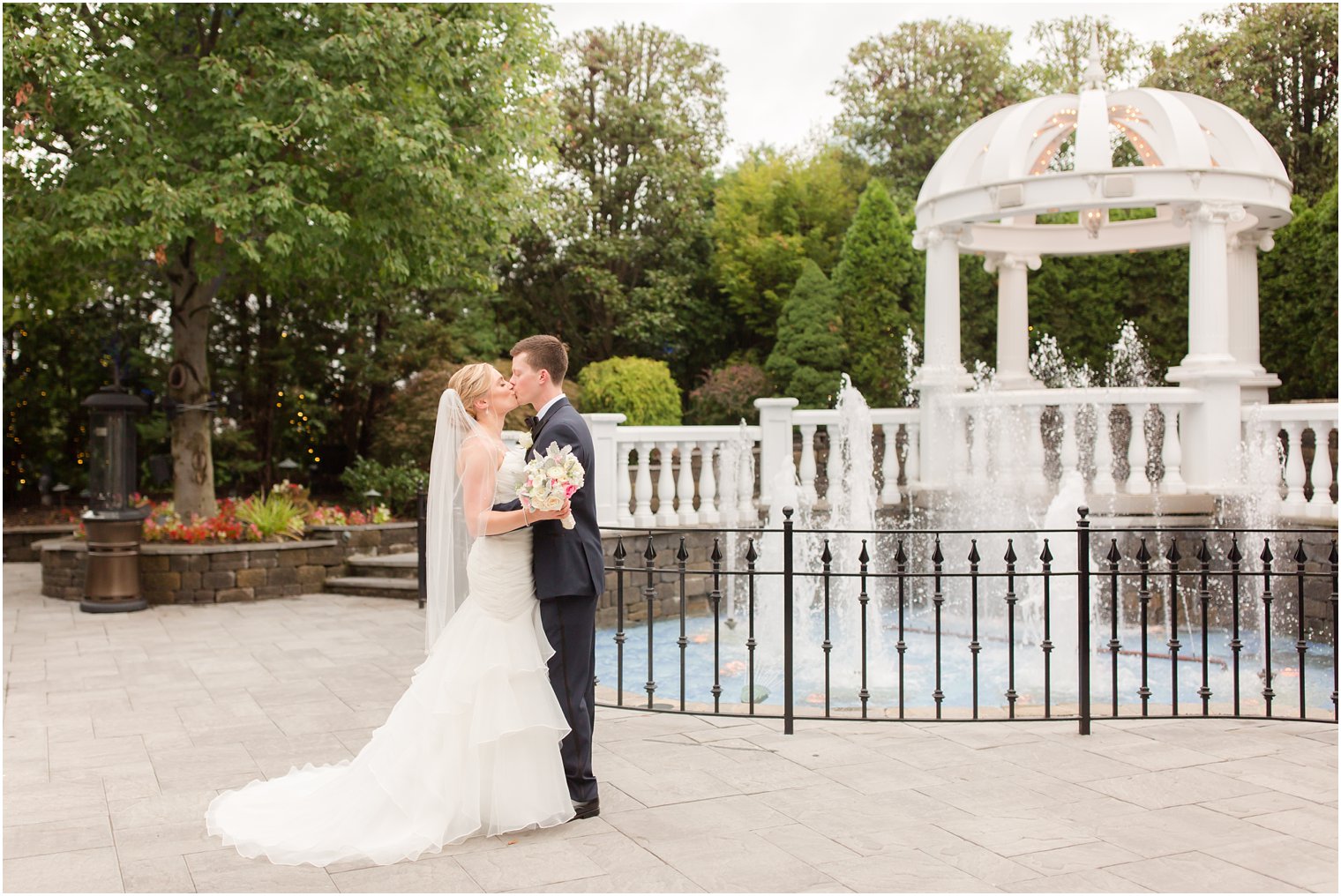 Romantic bride and groom photo by Idalia Photography