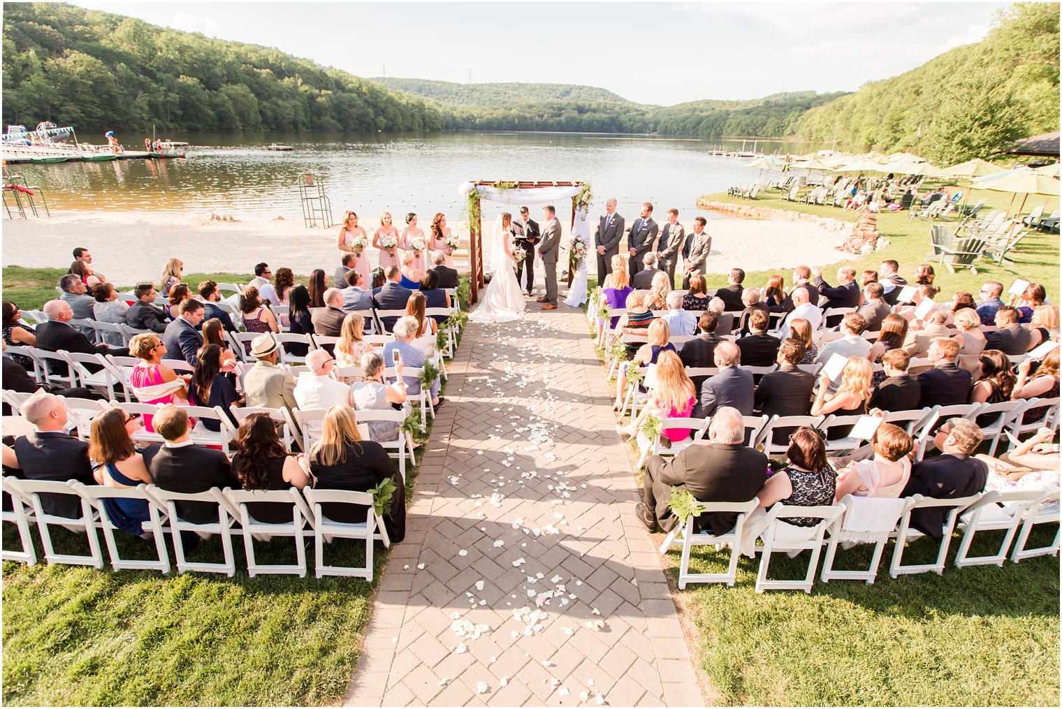 Lake Valhalla wedding on the water