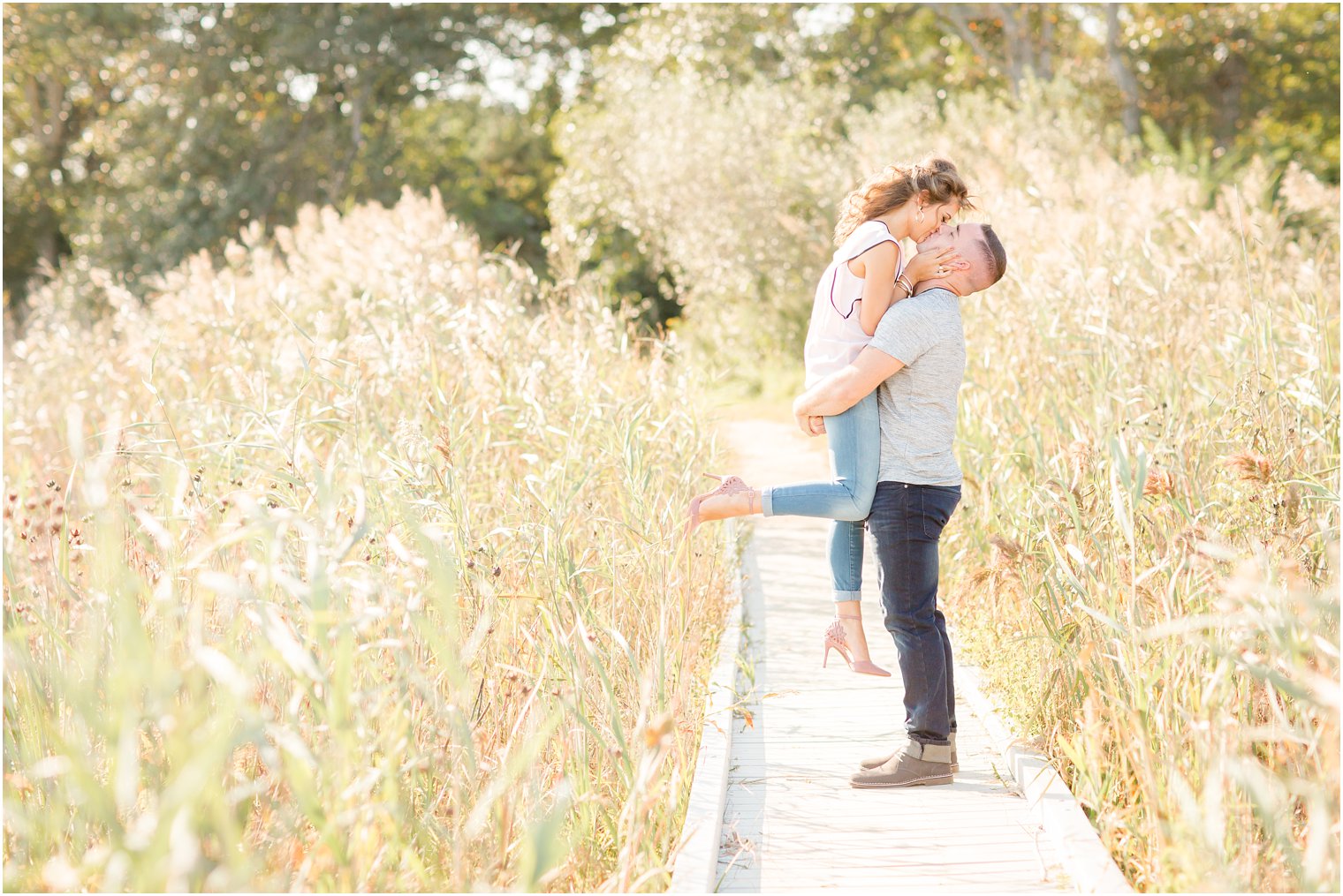 Lift pose | Photos by Idalia Photography