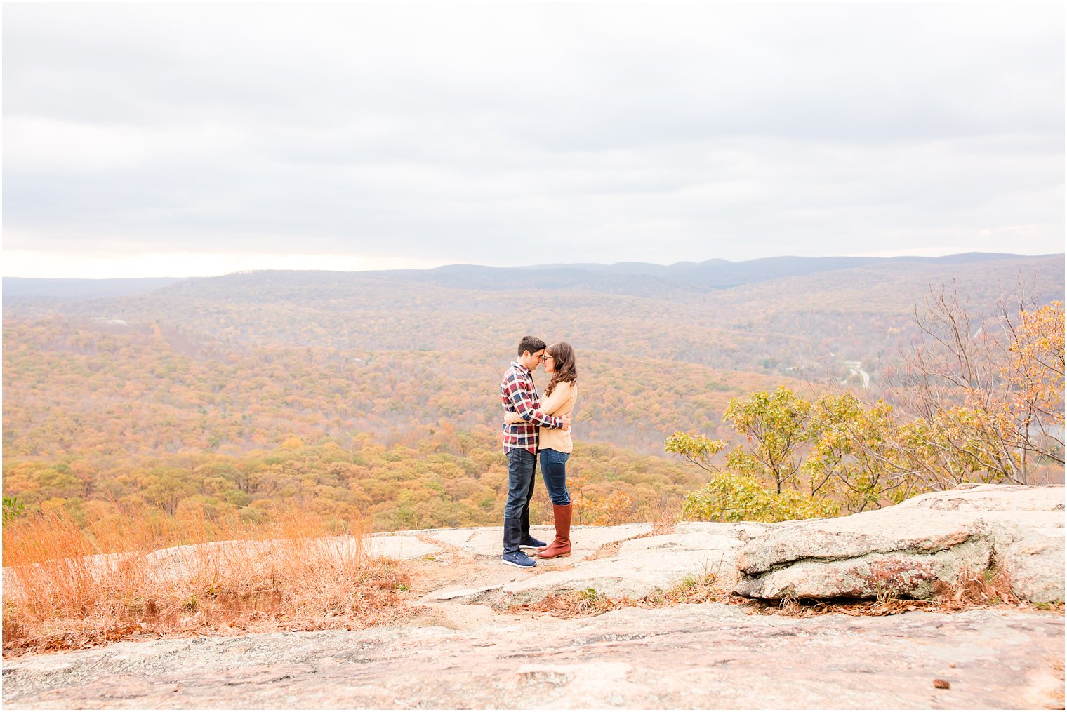 Engagement Session at Bear Mountain State Park by Idalia Photography