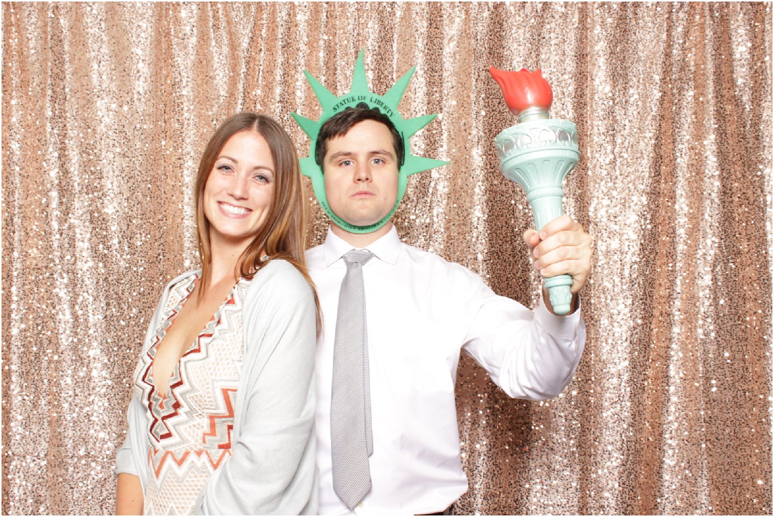 statue of liberty photo booth props