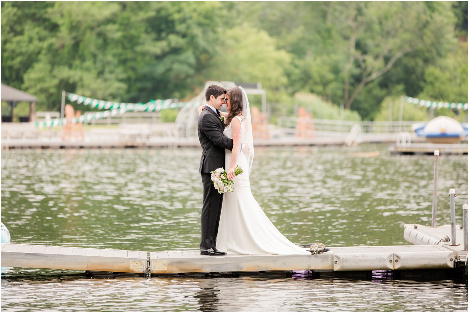 wedding photo at Lake Valhalla Club