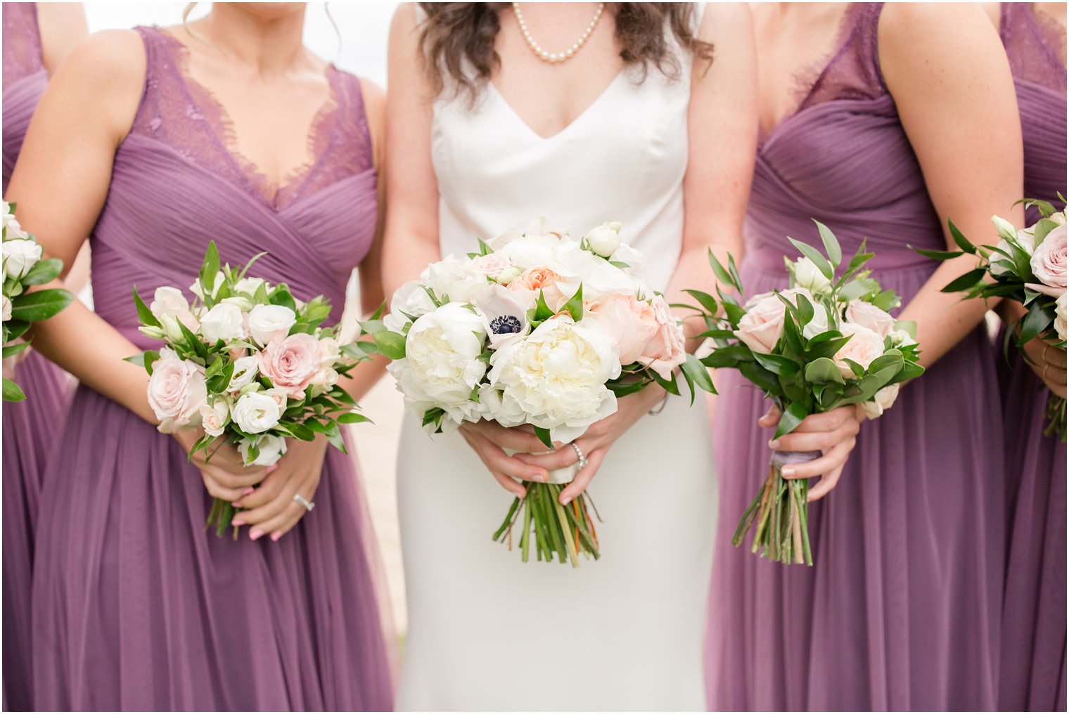 bridesmaids bouquets