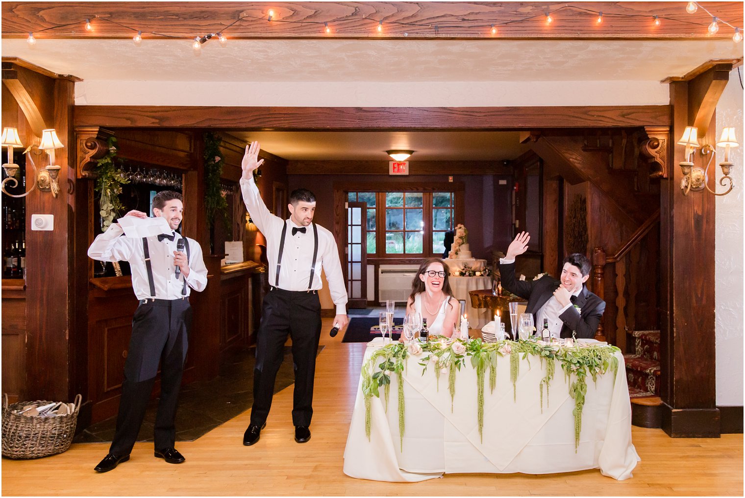 wedding reception at Lake Valhalla Club