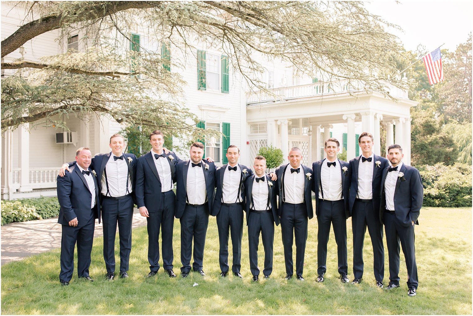 groomsmen at Frelinghuysen Arboretum wedding