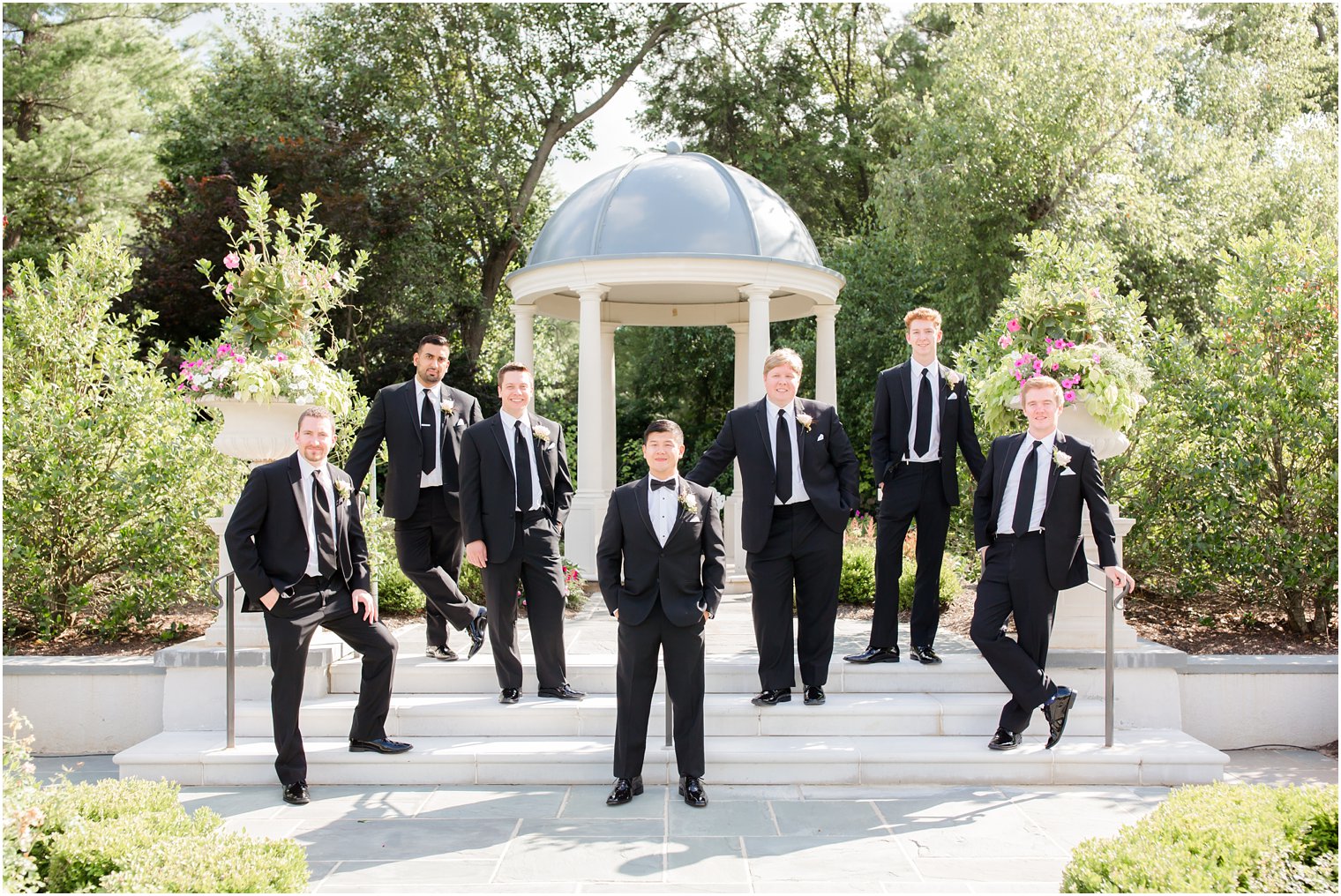 groom and groomsmen photo