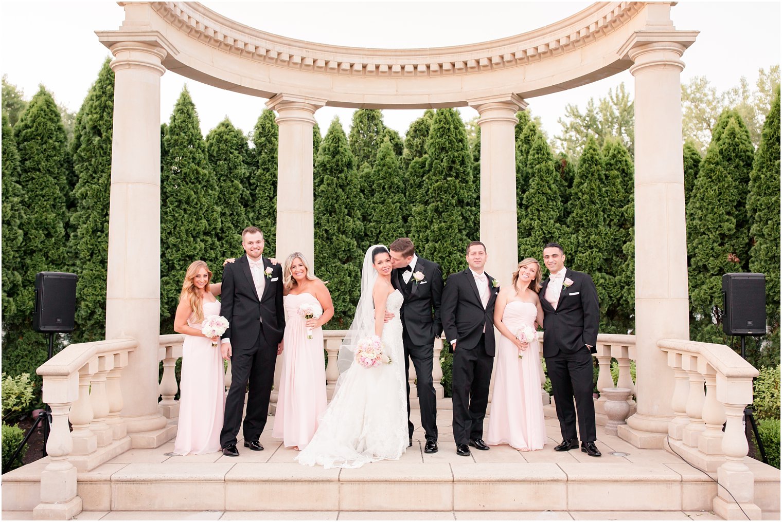 cute bridal party photo at Rockleigh Country Club