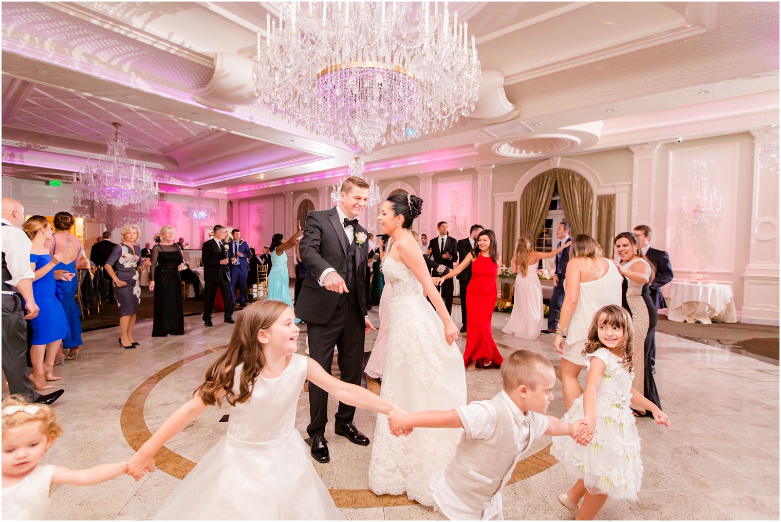 guests dancing at wedding reception at Rockleigh Country Club