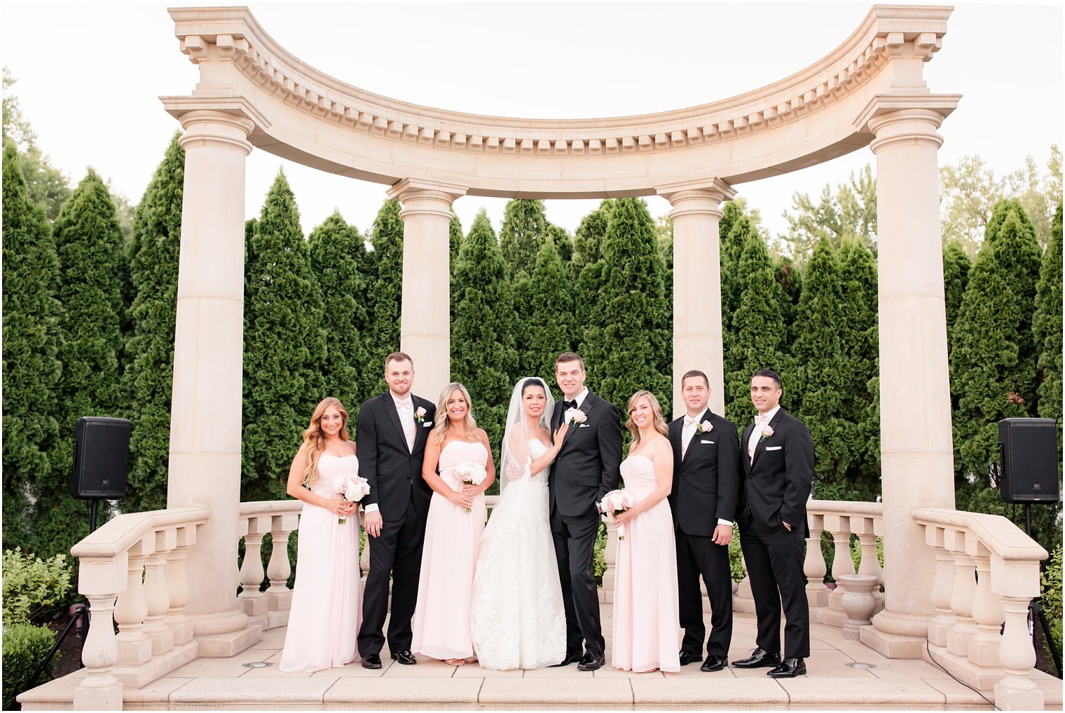 bridal party photo at Rockleigh Country Club