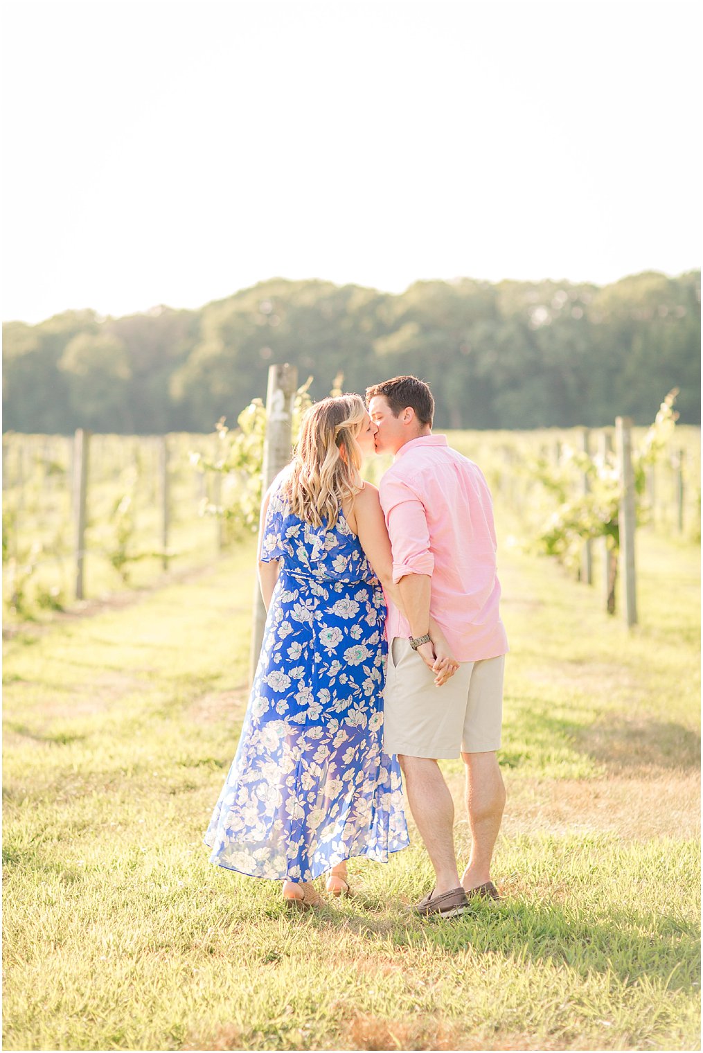 NJ wedding photographer Idalia Photography engagement session at Laurita Winery