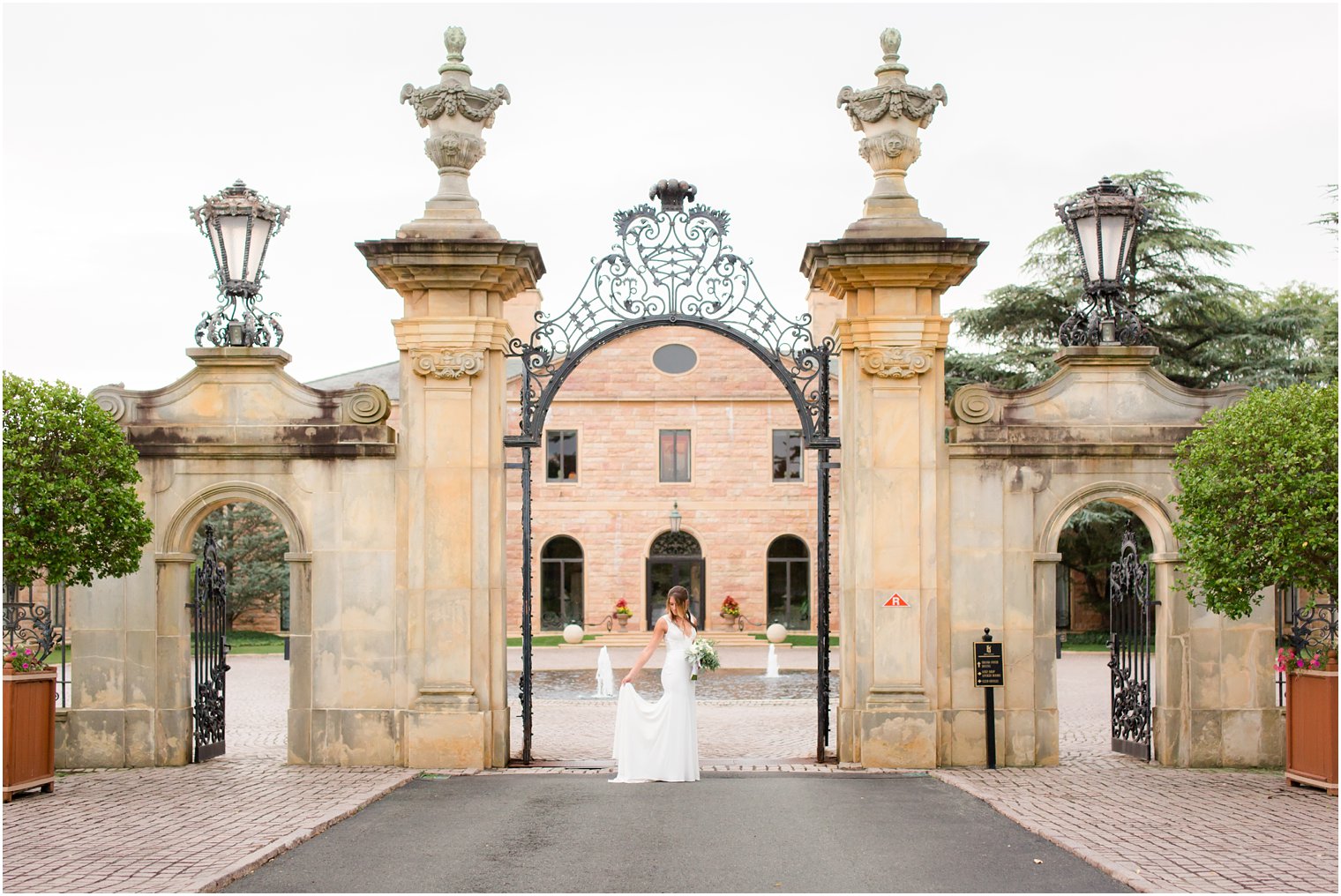 bridal portrait at gate of Jasna Polana by Idalia Photography associate photographer Jocelyn