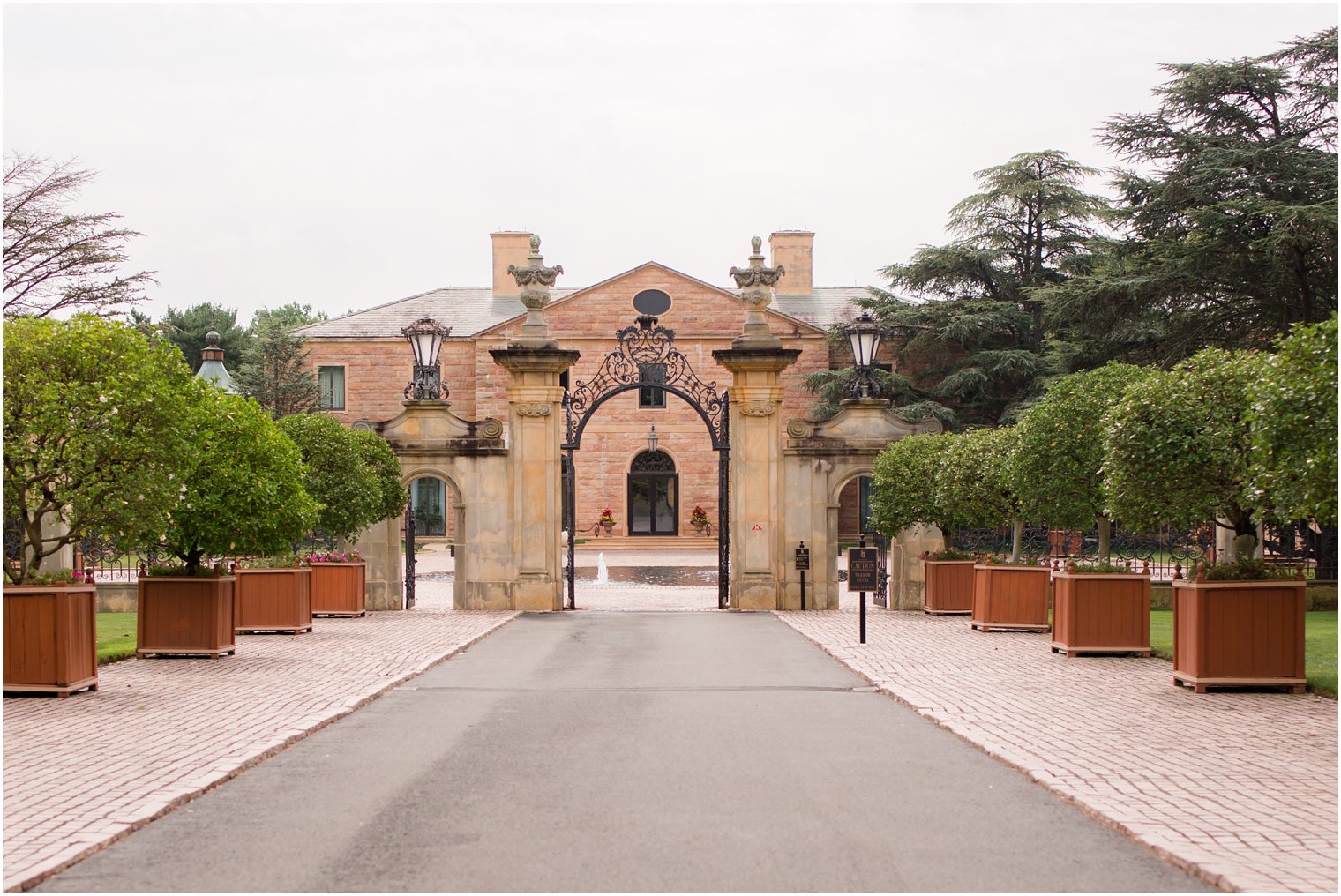 Jasna Polana NJ wedding venue photographed by Idalia Photography associate photographer Jocelyn