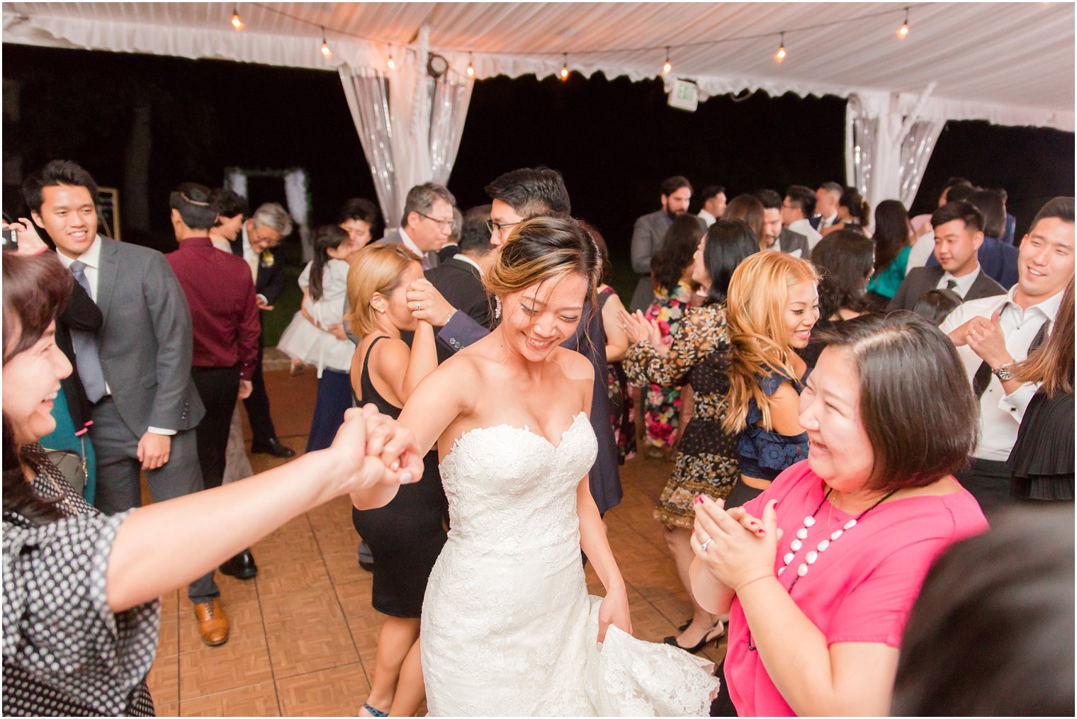 wedding reception dancing at Chauncey Hotel photographed by Idalia Photography