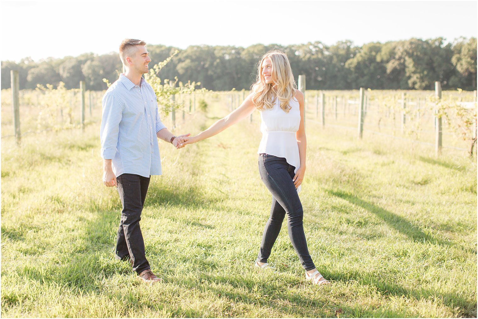 Idalia Photography captures NJ engagement session at winery