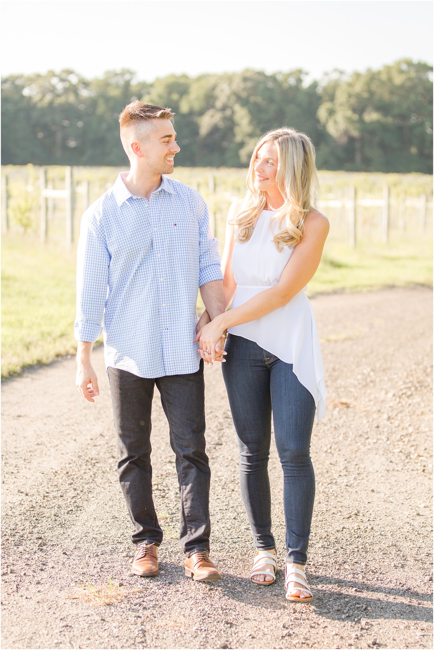 sun-filled engagement session at Laurita Winery with Idalia Photography