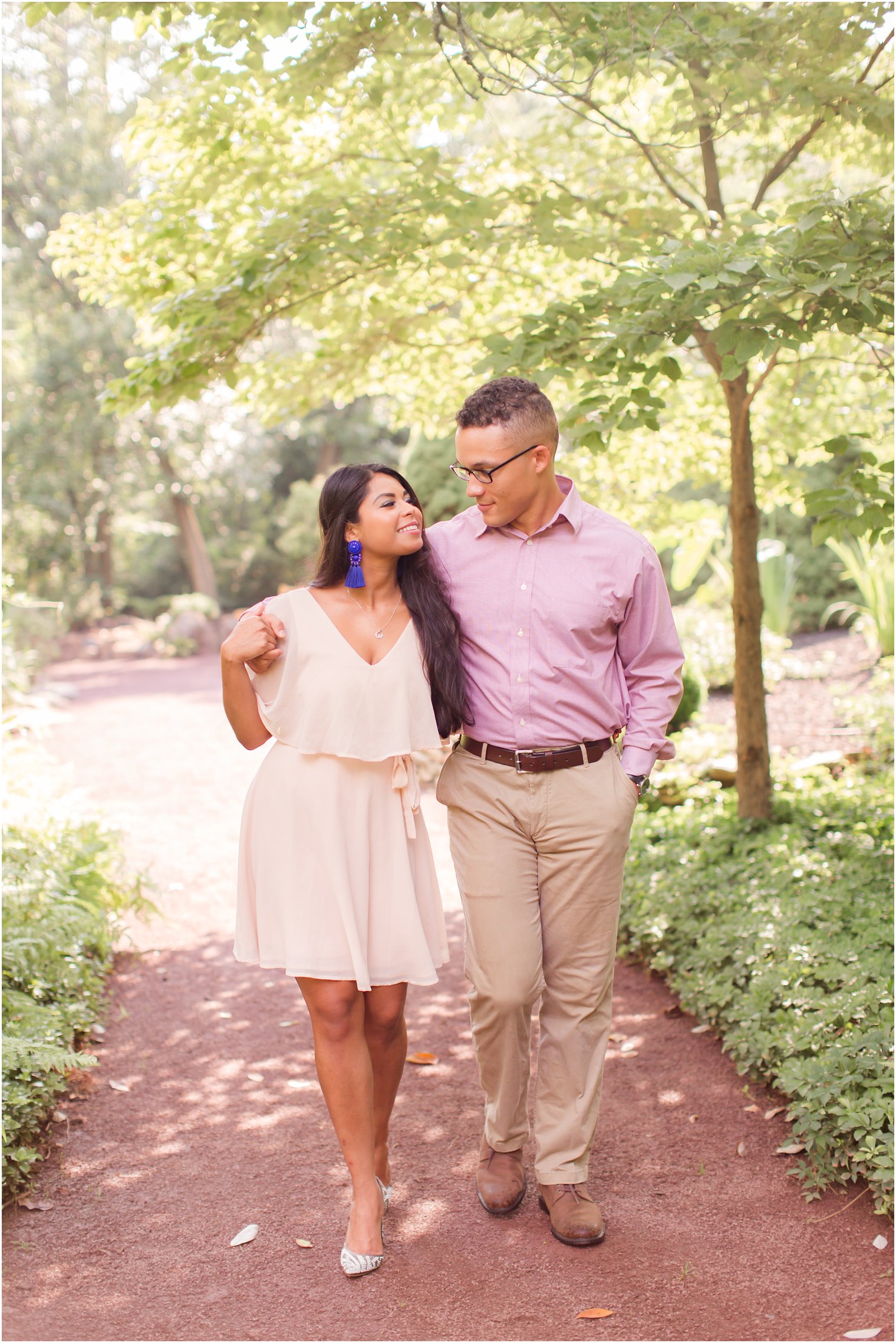 Hamilton NJ wedding photographer captures Sayen Gardens engagement session