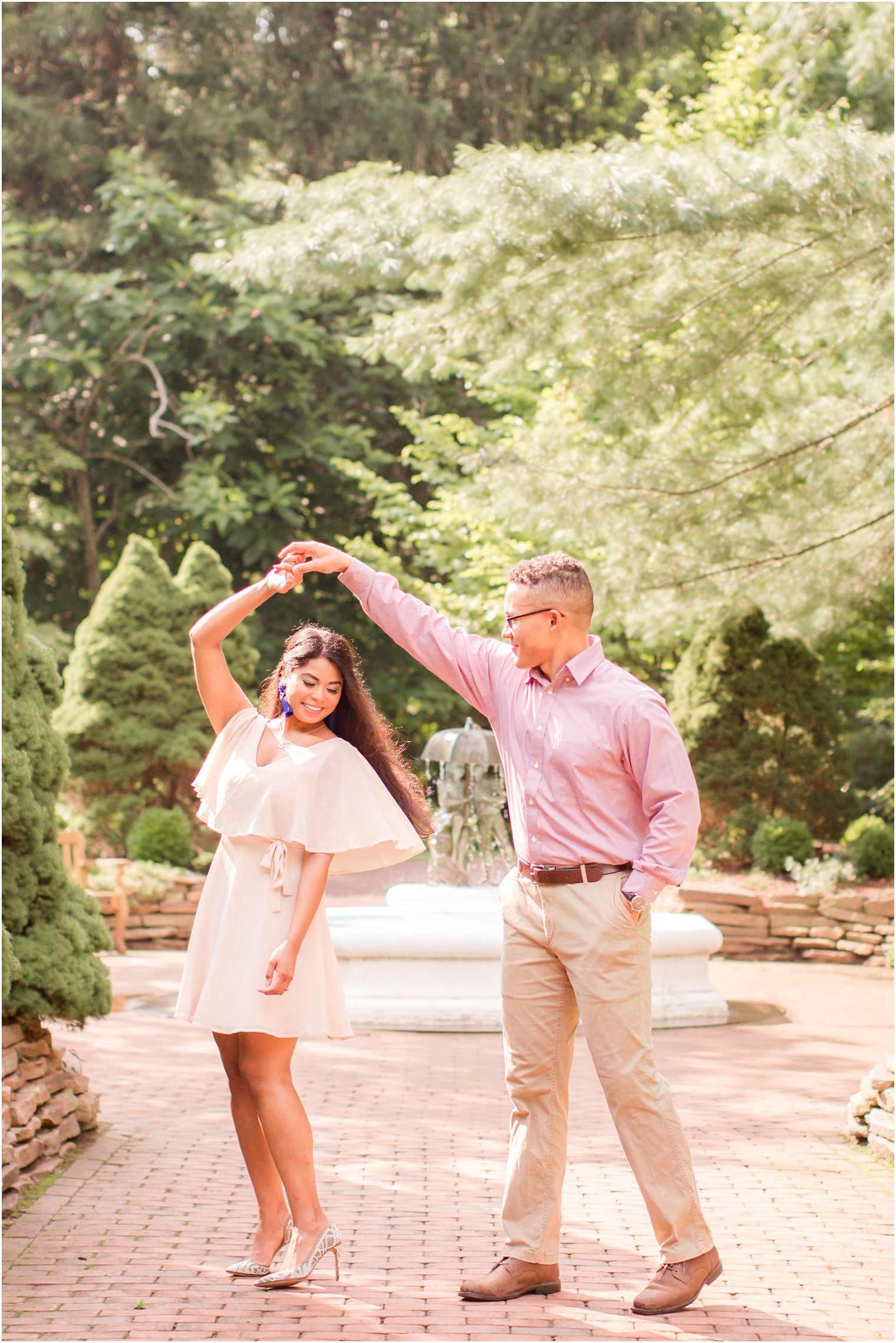 Sayen Gardens engagement portraits with Idalia Photography