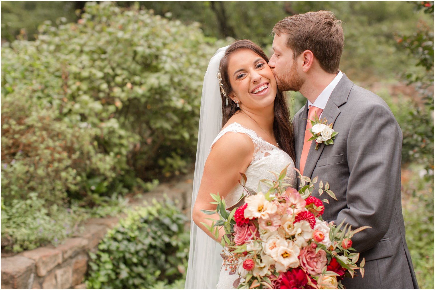 timeless fall wedding at Olde Mill Inn photographed by Idalia Photography