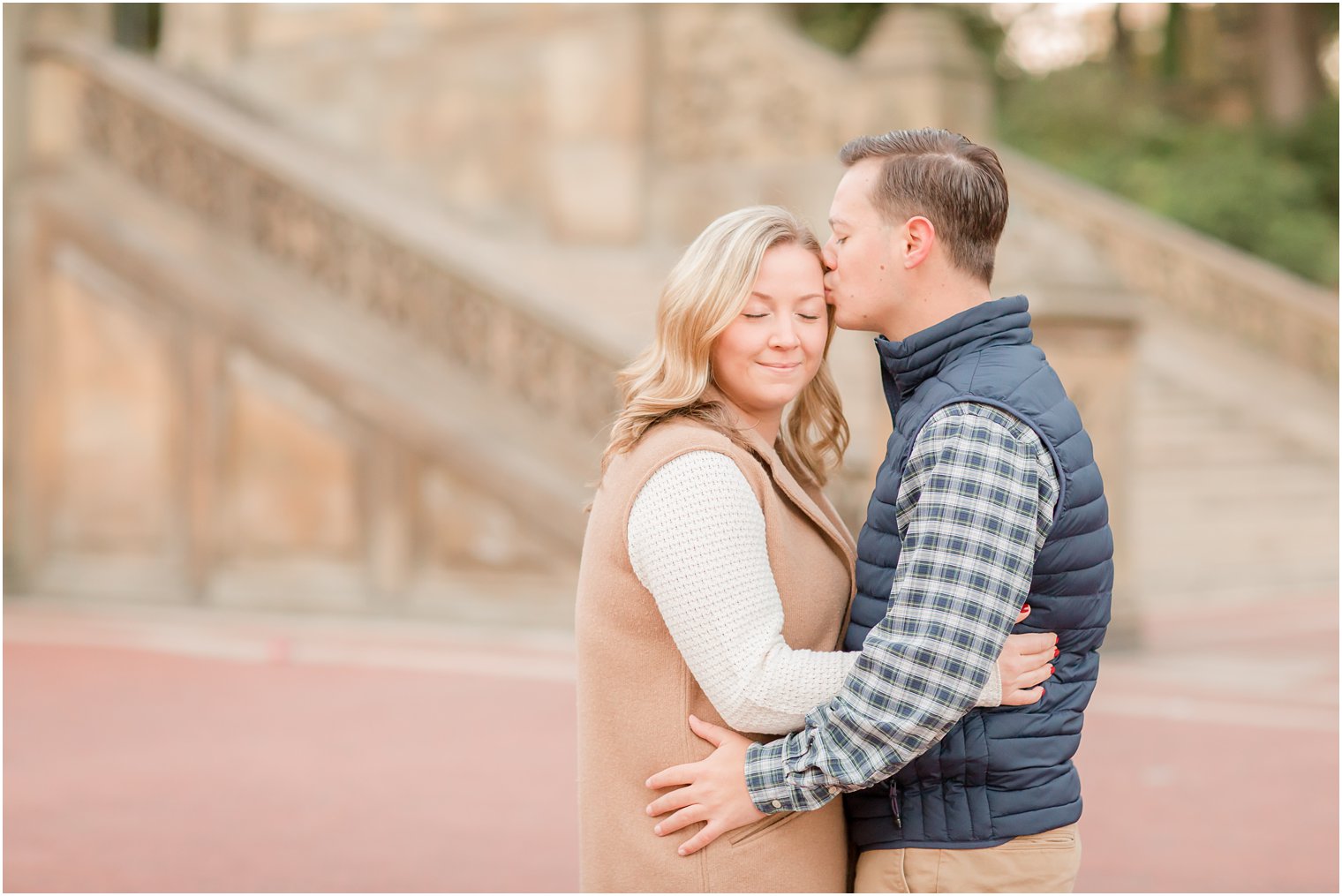 Sweet engagement photo posing idea