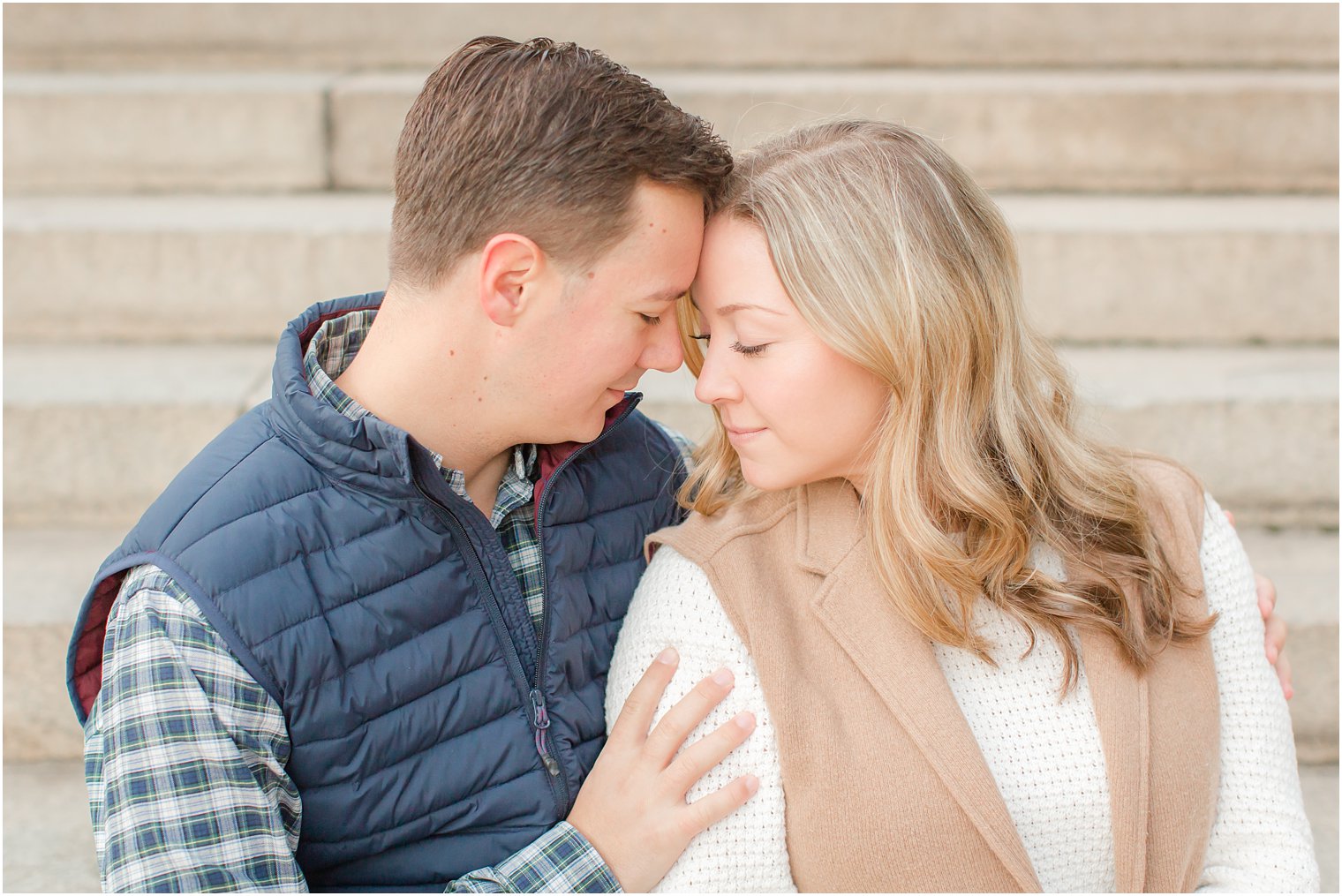 Romantic photo of engaged couple in Central Park 