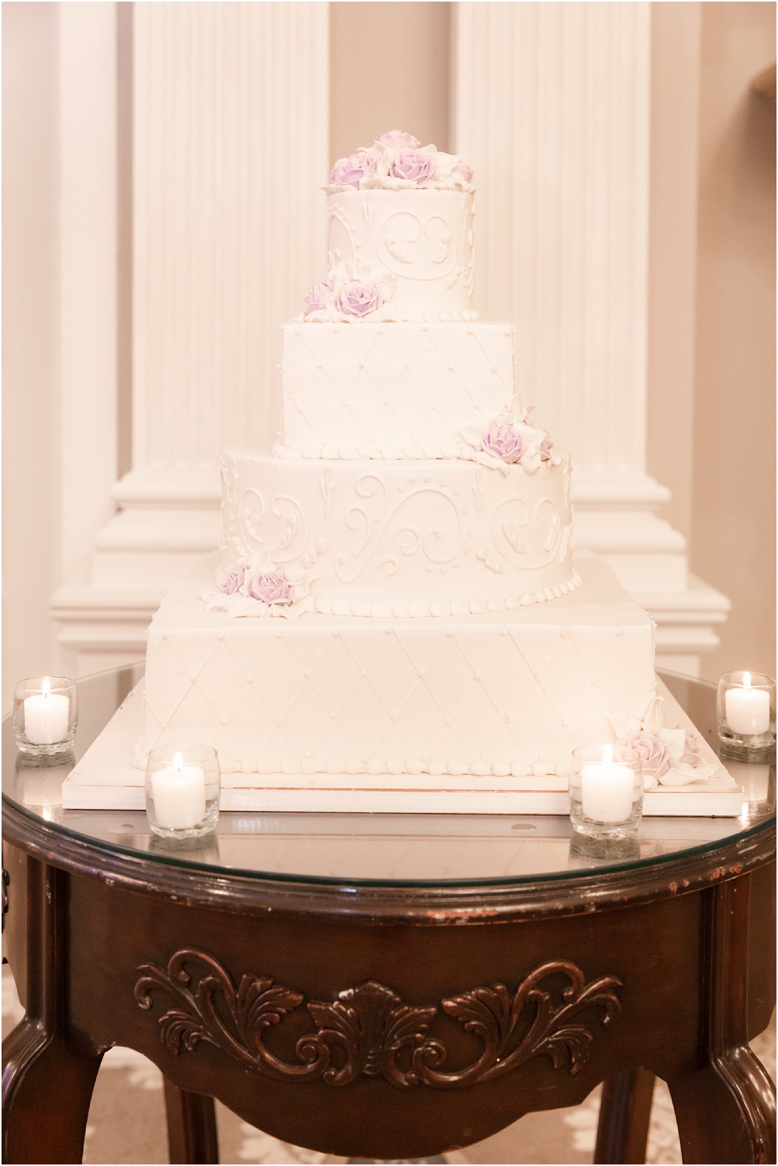 portrait of wedding cake at Park Savoy Estate in Florham Park, NJ
