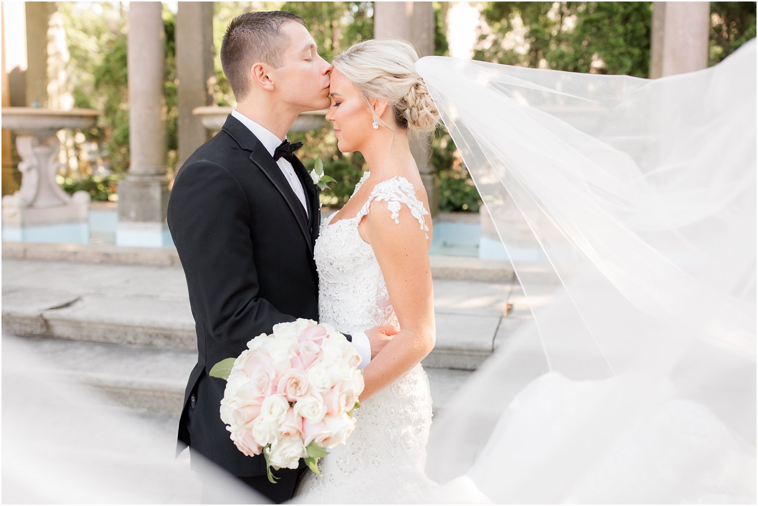 wedding photos at Monmouth University