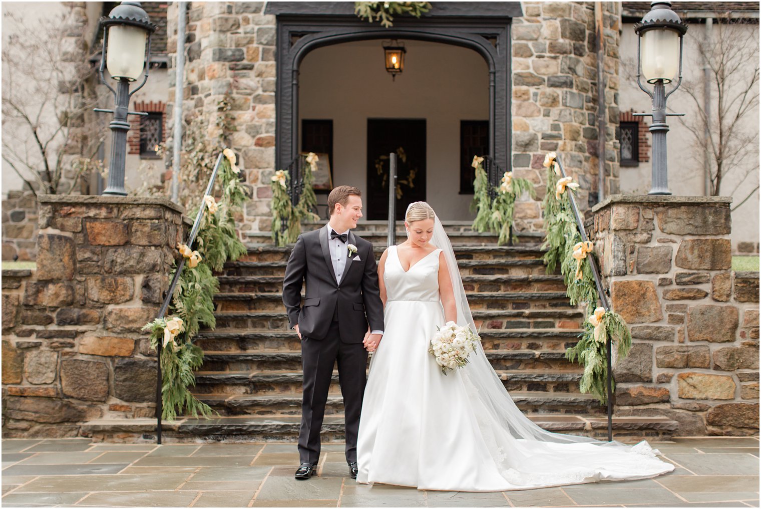 winter wedding at Pleasantdale Chateau