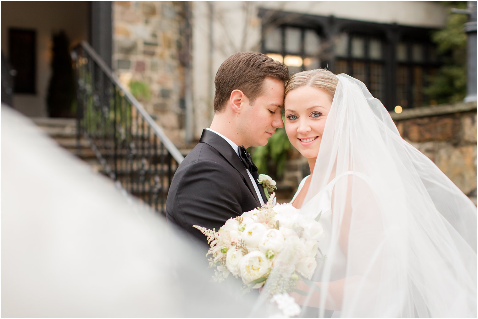 romantic wedding photos at Pleasantdale Chateau