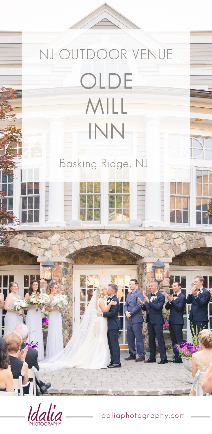 Learn more about the Olde Mill Inn and its outdoor ceremony location. | Basking Ridge, NJ Wedding Venue | #njweddingvenue #oldemillinn