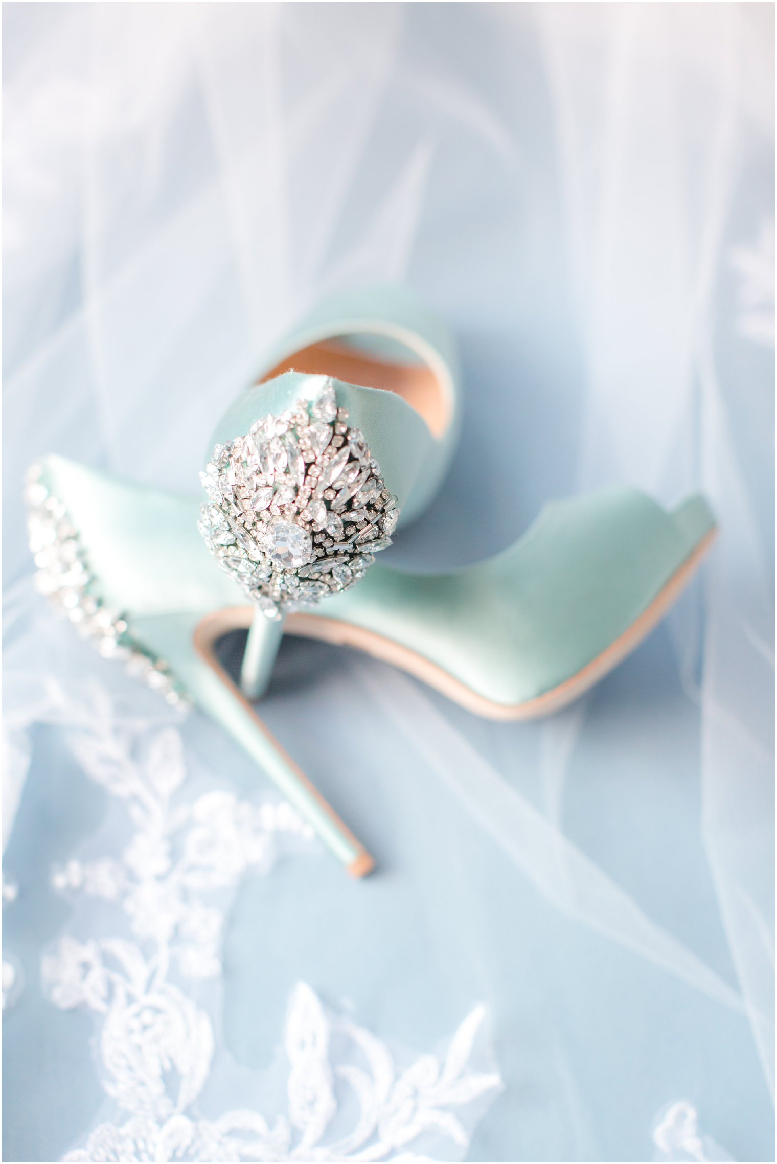 turquoise shoes with silver jewels