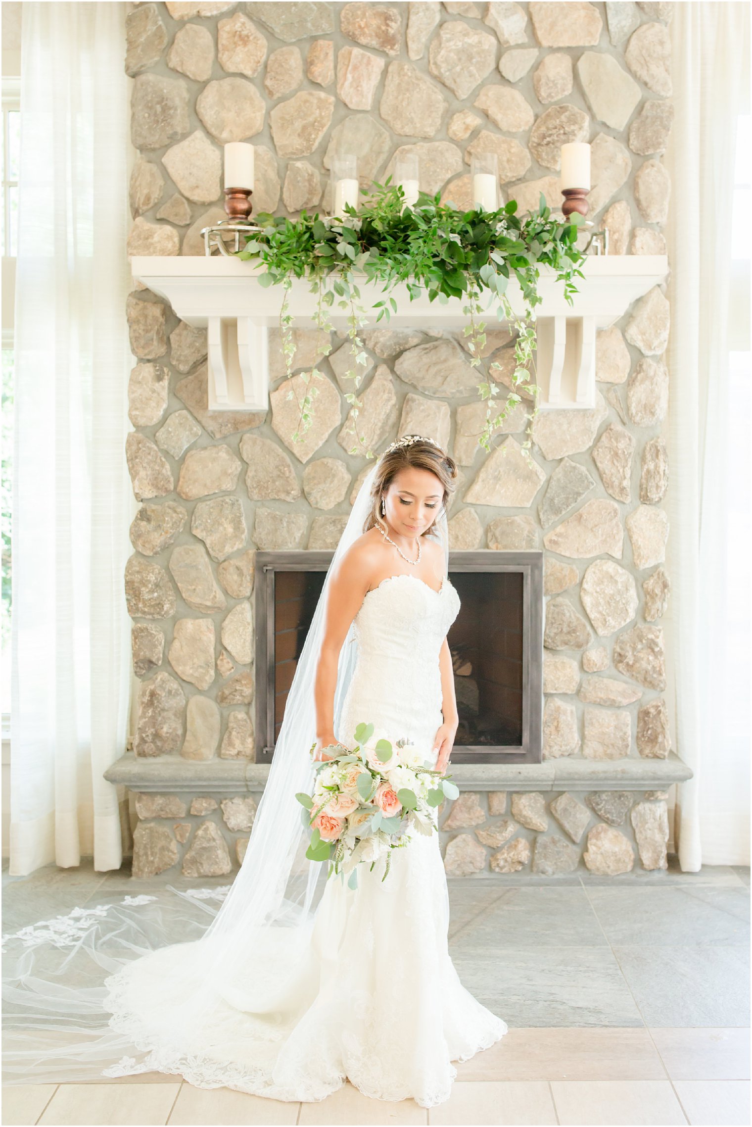 Bridal portrait at Indian Trail Club