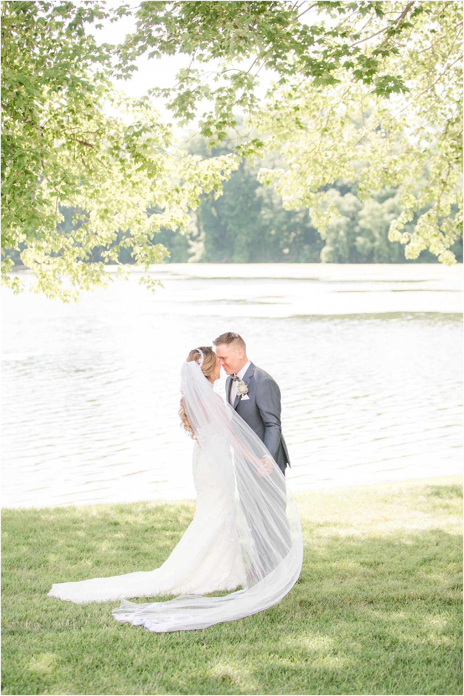 romantic portraits at Indian Trail Club