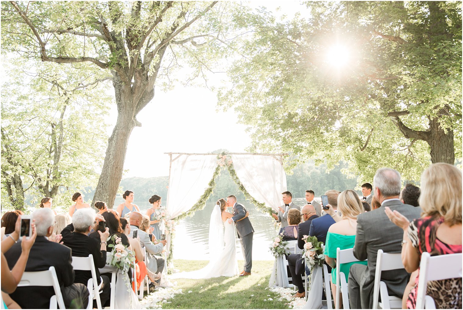 husband and wife first kiss photo at Indian Trail Club