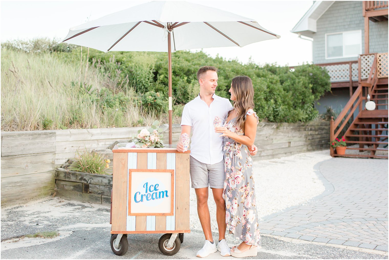ice-cream themed engagement session