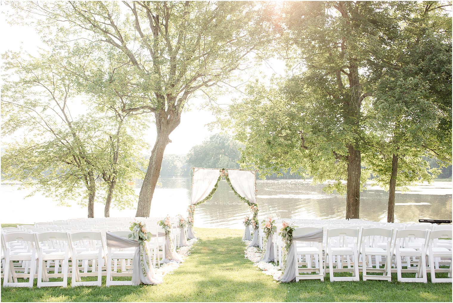 Outdoor ceremony at Indian Trail Club in Franklin Lakes, NJ