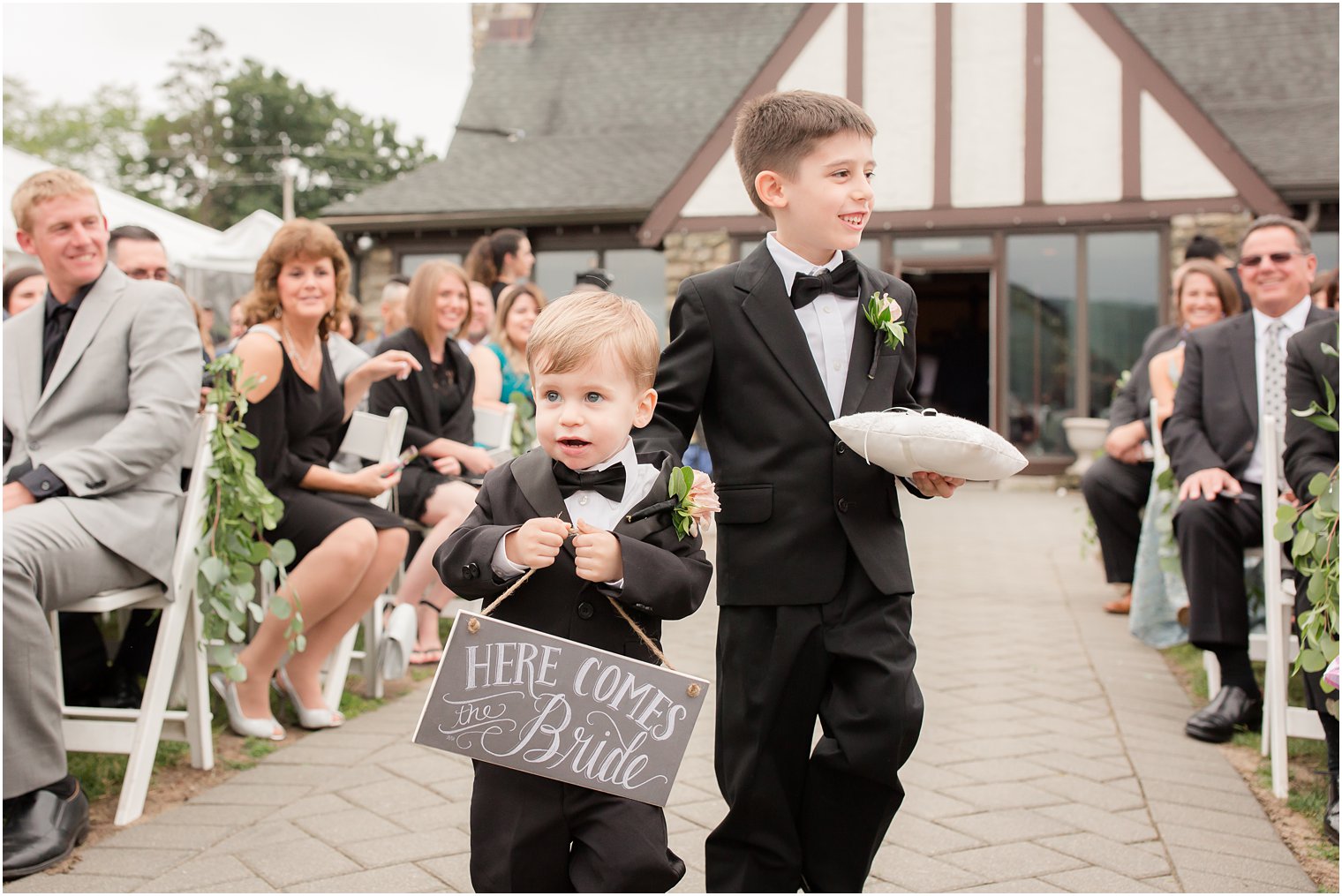 Outdoor ceremony at Lake Valhalla Club in Montville NJ