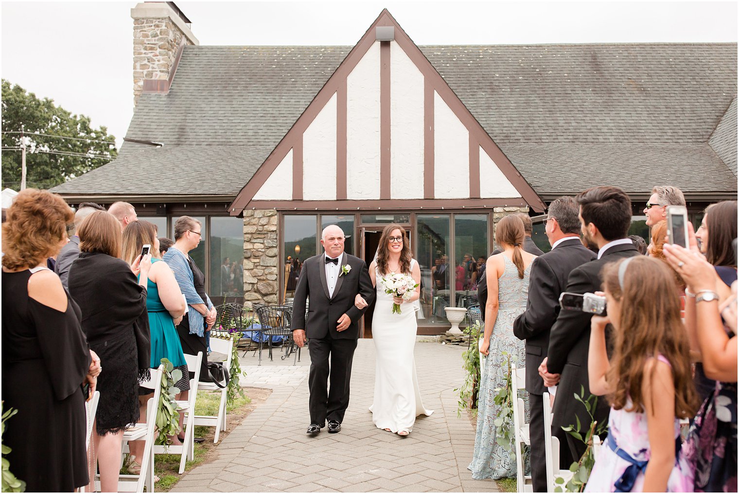 Outdoor ceremony at Lake Valhalla Club in Montville NJ