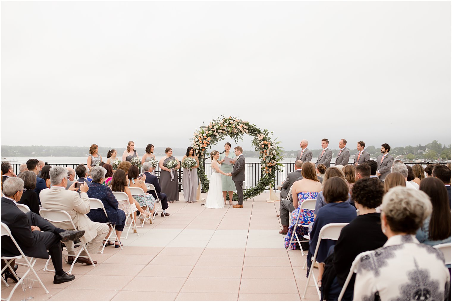 Outdoor ceremony at the Molly Pitcher Inn in Red Bank, NJ