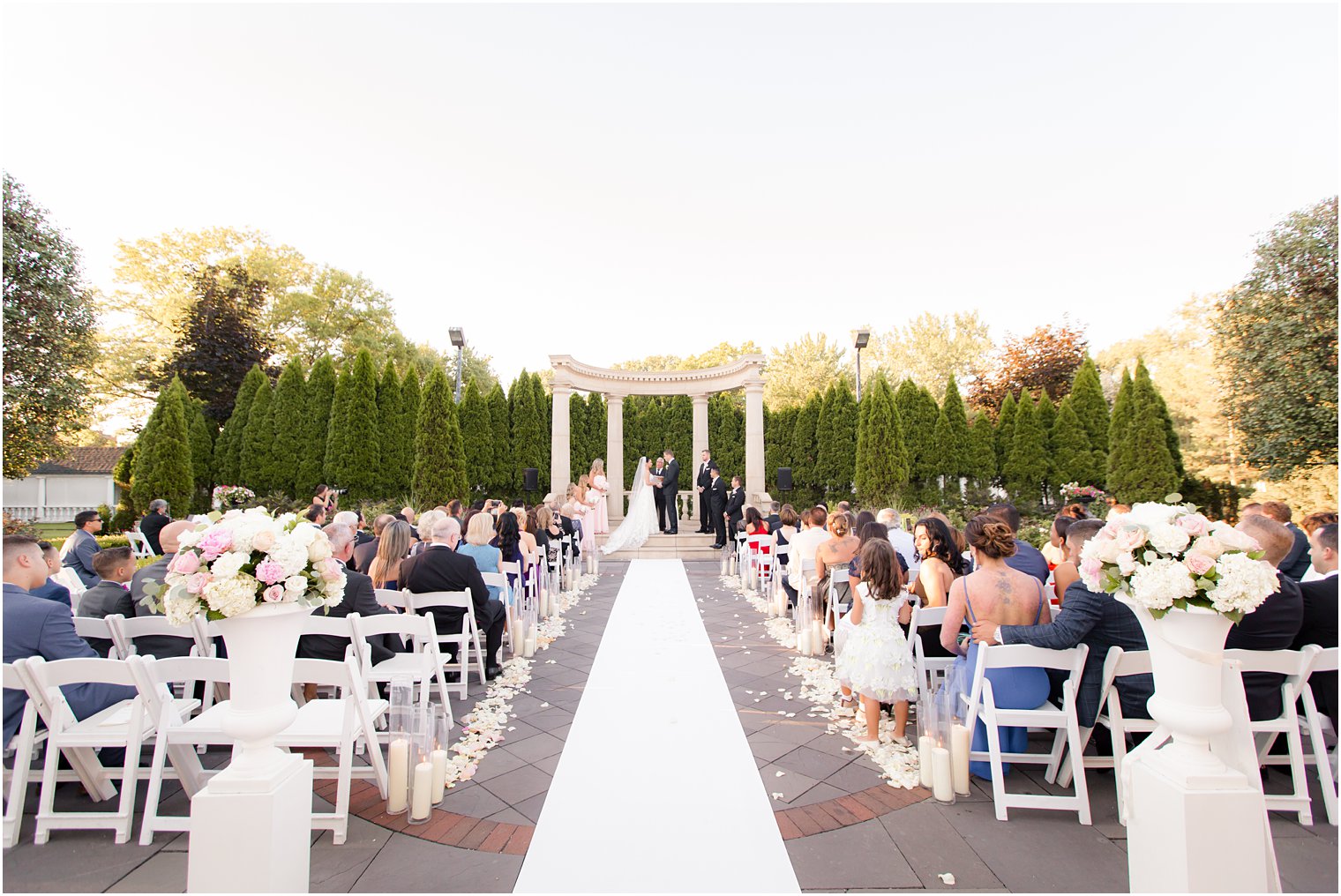 Outdoor ceremony at The Rockleigh in Rockleigh, NJ