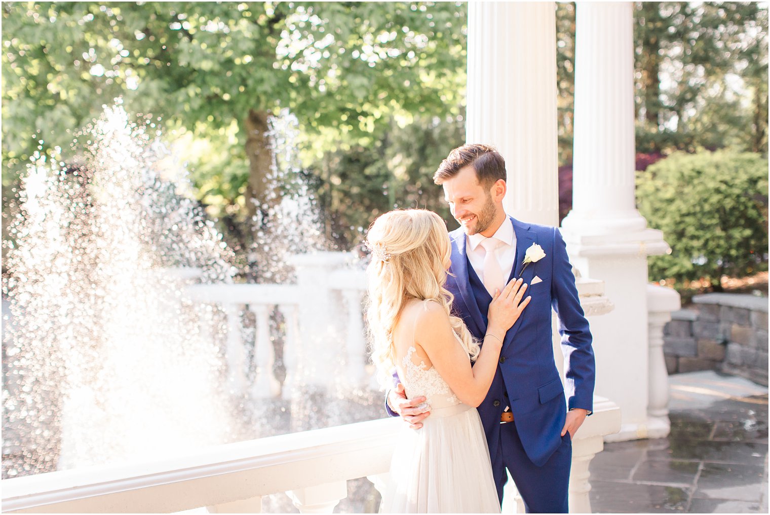 wedding photos at fountain of Westmount Country Club Wedding