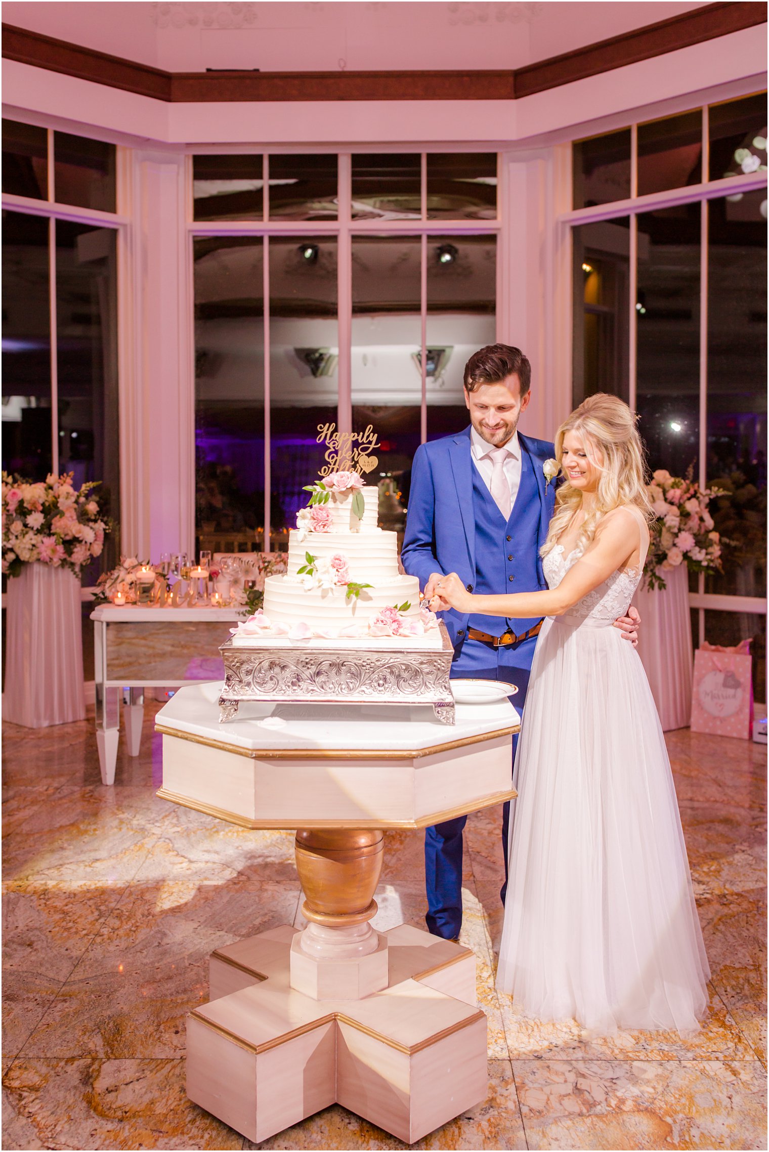 wedding cake cutting at Westmount Country Club Wedding