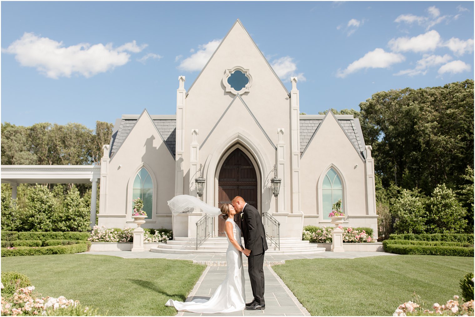 Wedding portraits at Park Chateau Estate and Gardens